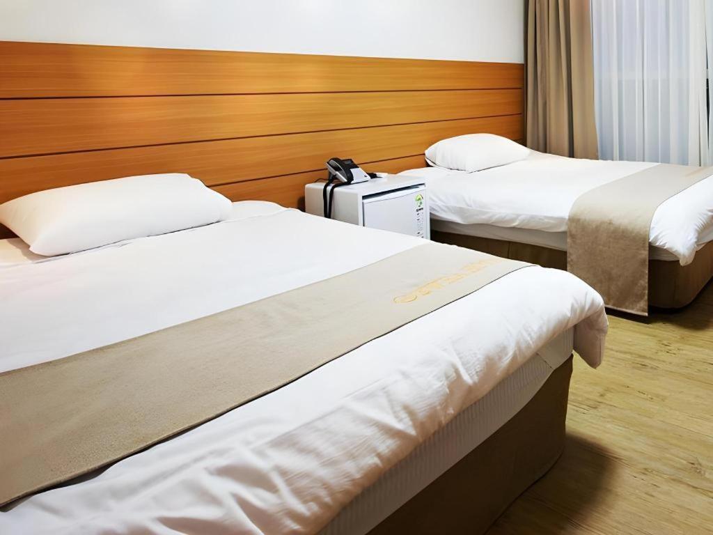 Ewha Hotel Csedzsu Kültér fotó