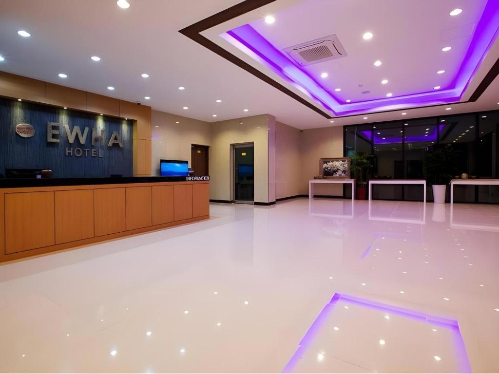 Ewha Hotel Csedzsu Kültér fotó